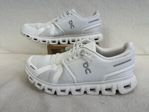 Cloud 6 Women's Running Sneakers Size 8.5 Running Performance White